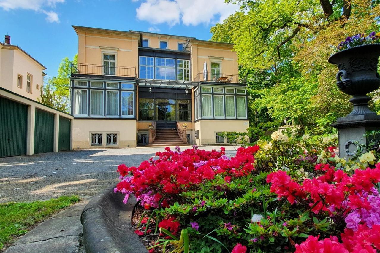 Ferienwohnungen Villa Haniel Carl Дрезден Екстер'єр фото